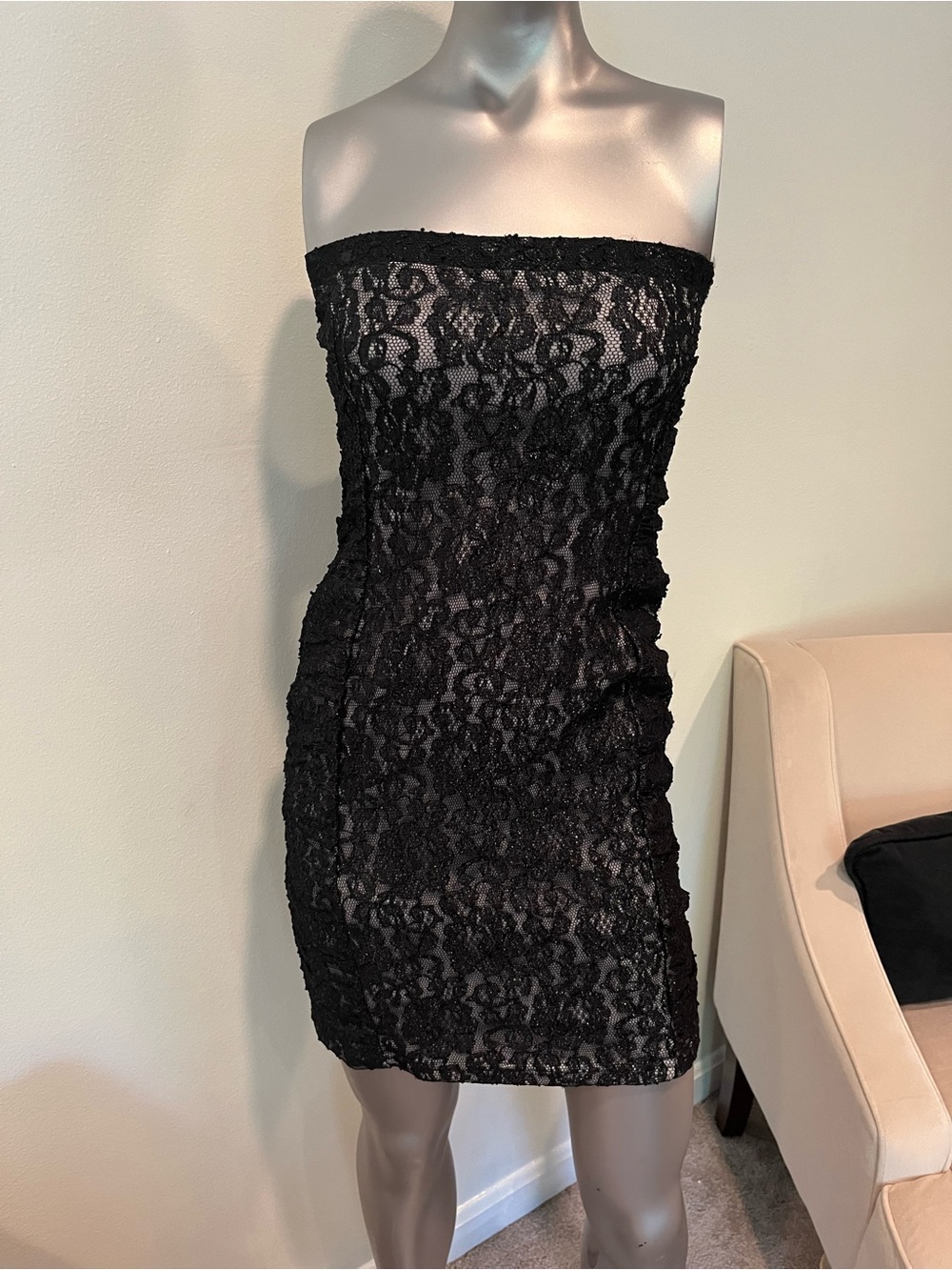 Strapless Black Lace Mini Dress LIME  M vgc